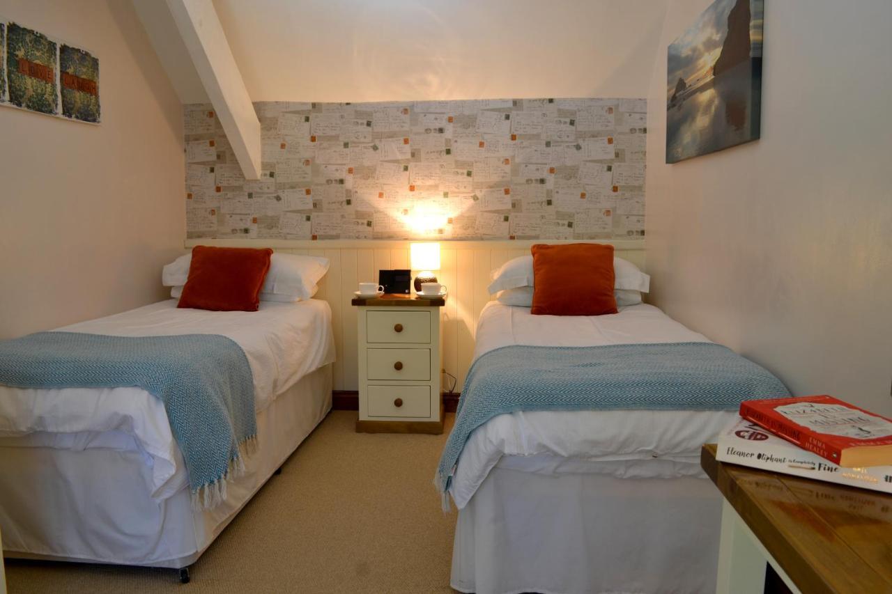 Petrock Holiday Cottages Newton Saint Petrock Eksteriør billede