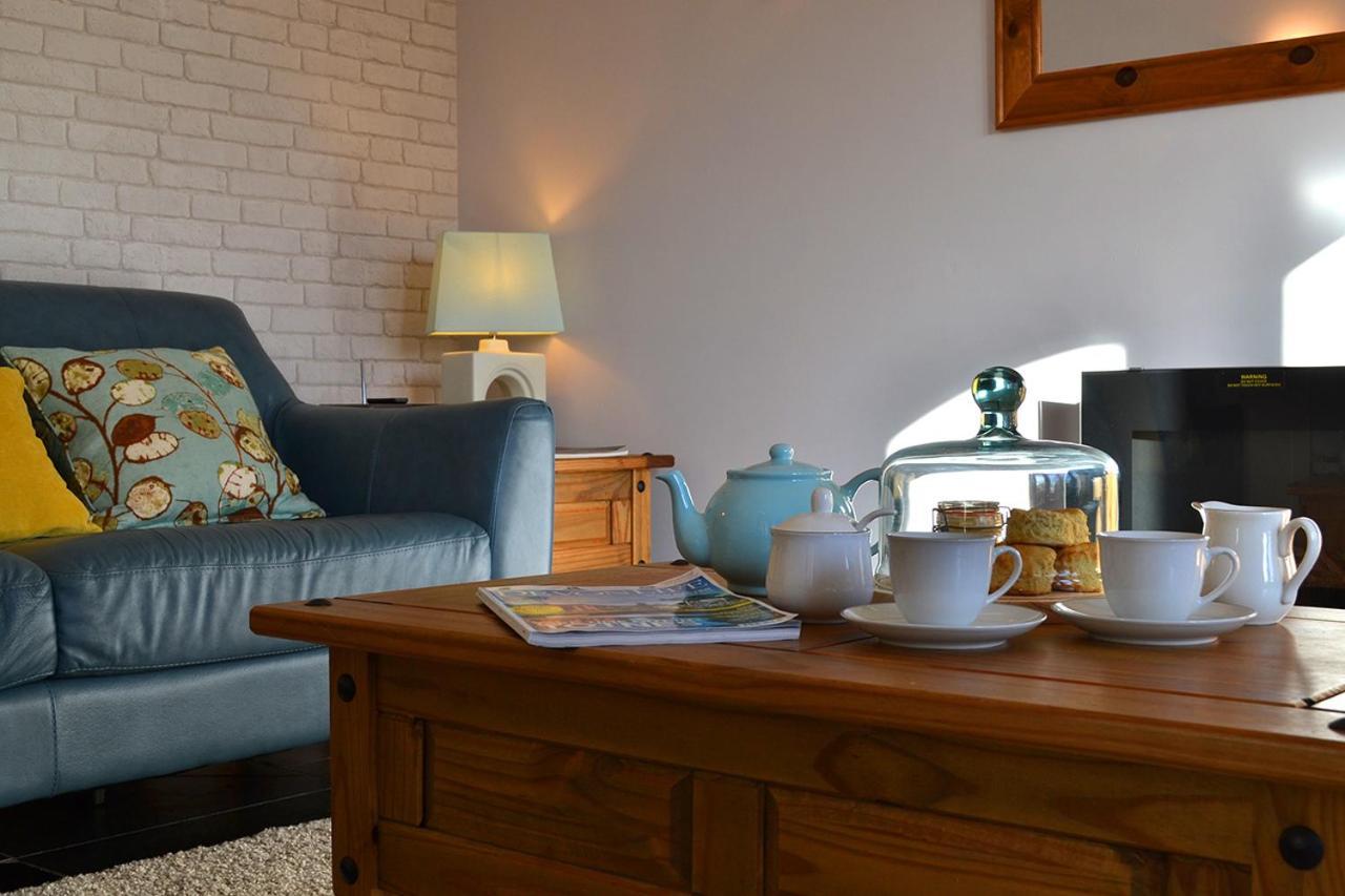 Petrock Holiday Cottages Newton Saint Petrock Eksteriør billede